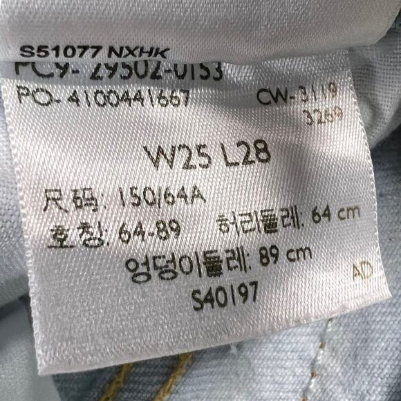 Levi’s Premium 501 Short Button Fly Raw Hem Light Acid Wash Cropped 25W - Picture 6 of 8